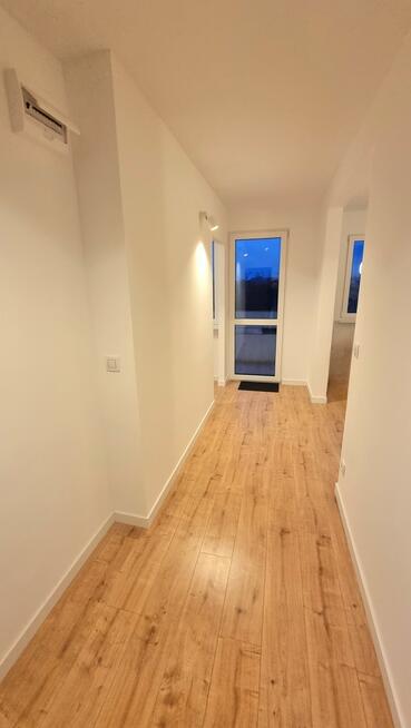 Mieszkanie po kapitalnym remoncie, balkon.