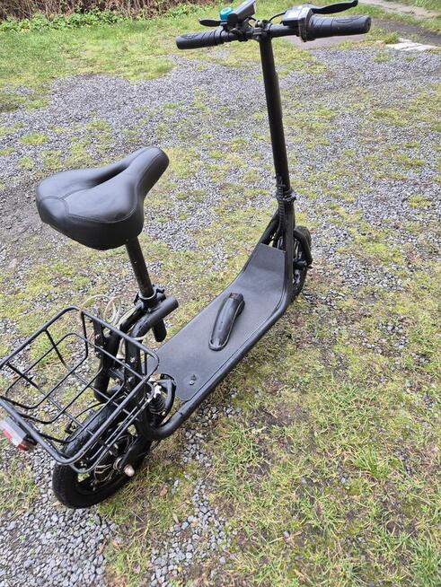 Hulajnoga elektryczna z siodełkiem W-TEC Billar II 500W