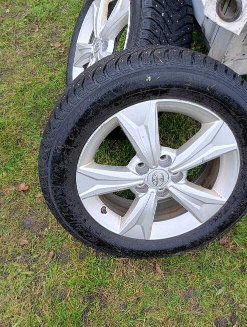 Alufelgi Koła 17 Toyota C-HR itp z oponami zimowymi 2023r.