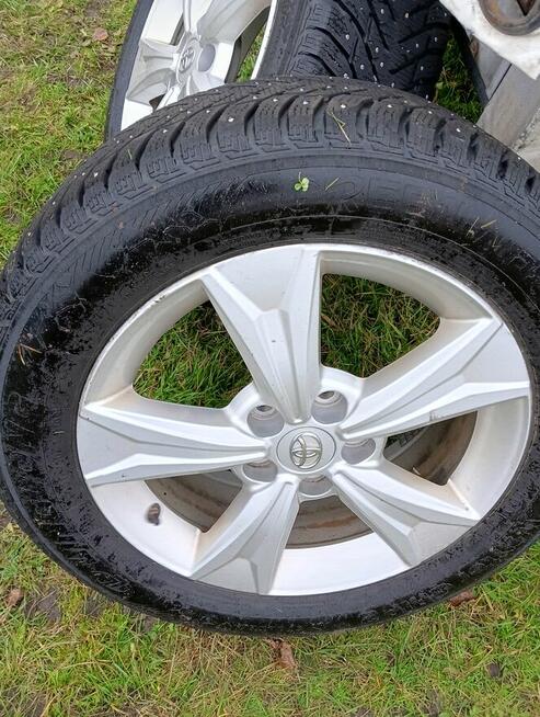 Alufelgi Koła 17 Toyota C-HR itp z oponami zimowymi 2023r.