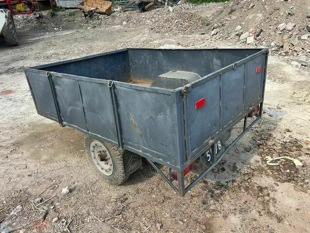 Przyczepka samochodowa lekka solidna przyczepa po remoncie