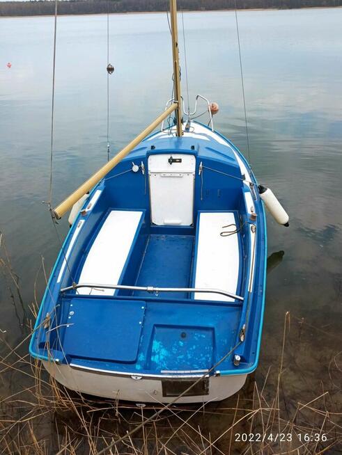 Sprzedam Jacht żaglowy