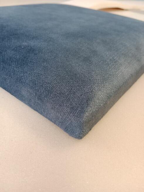 Nowe meble tapicerowane na wymiar np pufy , łóżka