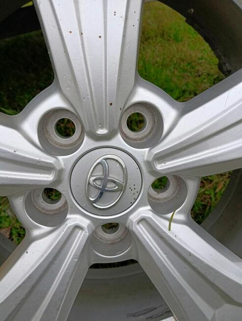 Alufelgi Koła 17 Toyota C-HR itp z oponami zimowymi 2023r.