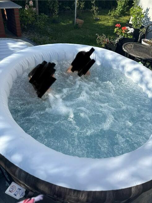 Jacuzzi dmuchane