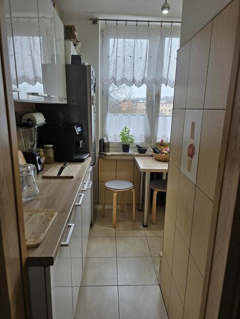 Os. Robotnicze 2-pokojowe mieszkanie w bloku