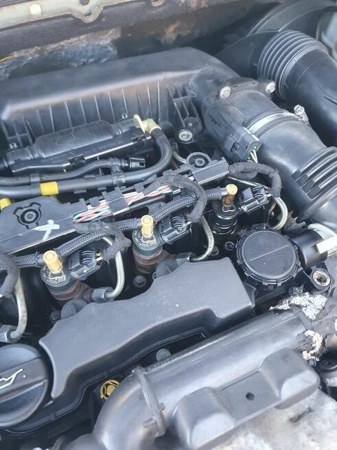 PEUGEOT 407 SW combi 1.6 HDI PRESENCE – 2009 r. Warszawa