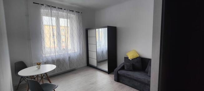 Kawalerka w Żyrardowie w pobliżu stacji kolejowej