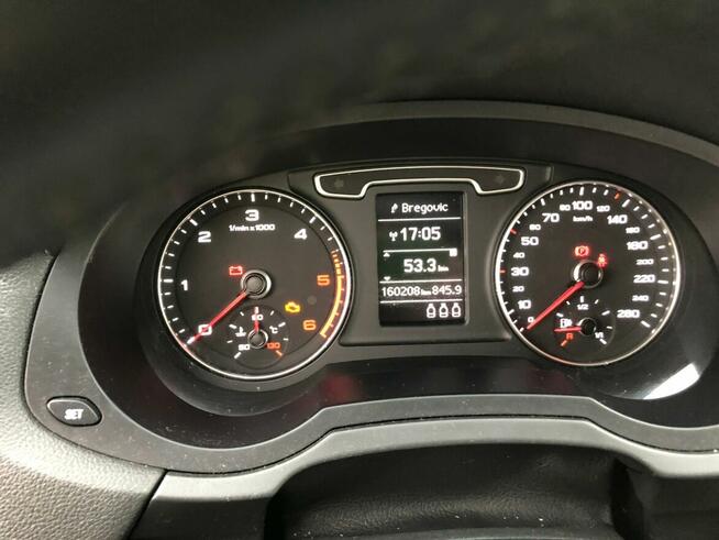 AUDI Q3 Super stan mały przebieg