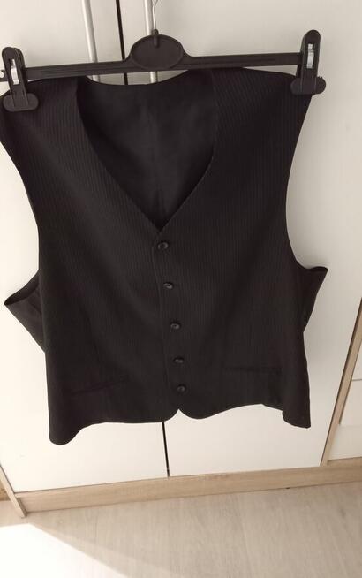 Sprzedam Garnitur Czarny Z Niebieską Nitka Trzyczęściowy Exe