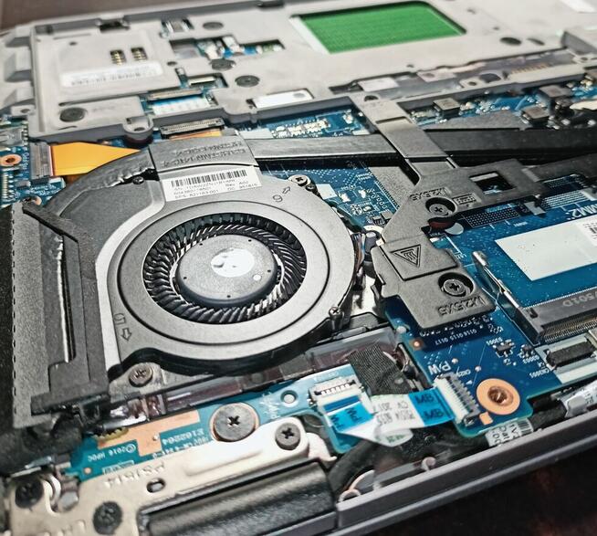 Serwis komputerowy, Bydgoszcz, naprawa komputerów, laptopów