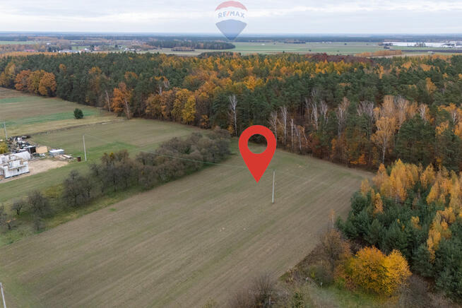 Działka pod lasem Załuski