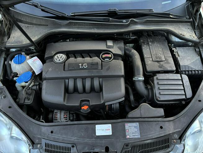 GOLF 1.6 102KM 5 drzwi KLIMA czujniki SERWIS bezwypadkowy 2006