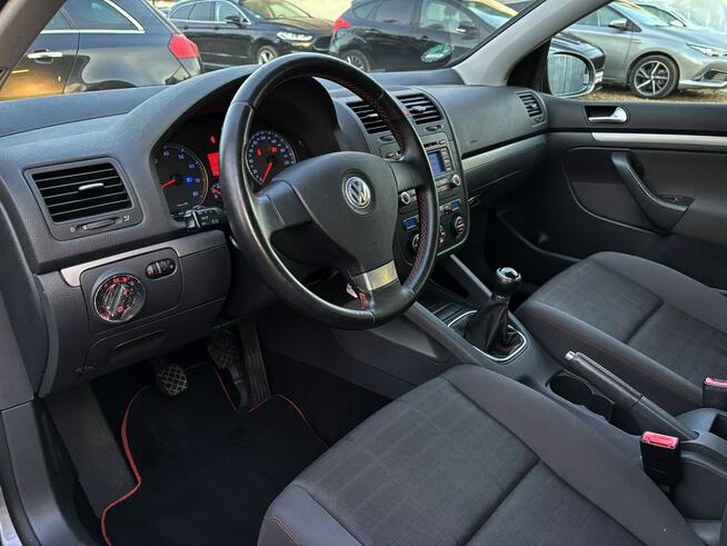 GOLF 1.6 102KM 5 drzwi KLIMA czujniki SERWIS bezwypadkowy 2006