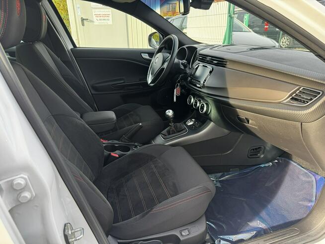 Alfa Romeo Giulietta Raty/Zamiana Gwarancja limotowana wersja IMOLA atrakcyjny wygląd