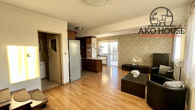 Dom 240 m² pod inwestycję – 4 lokale + 2 garaże!