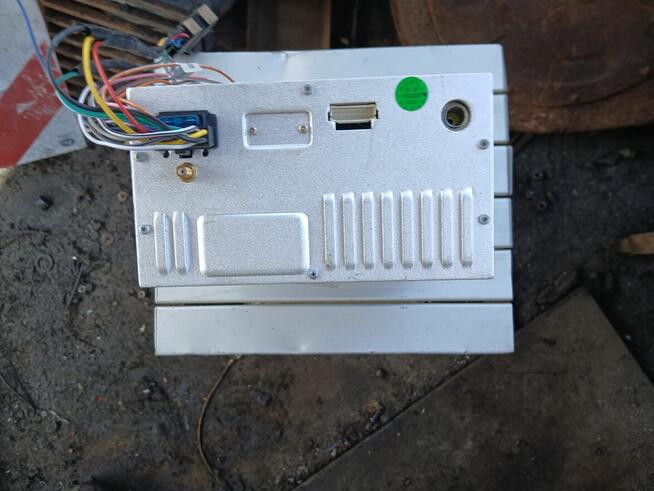 Radia samochodowe 4 sztuki sprawne