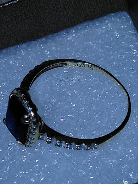 Złoty pierścionek kamień szafir model Kate Middleton