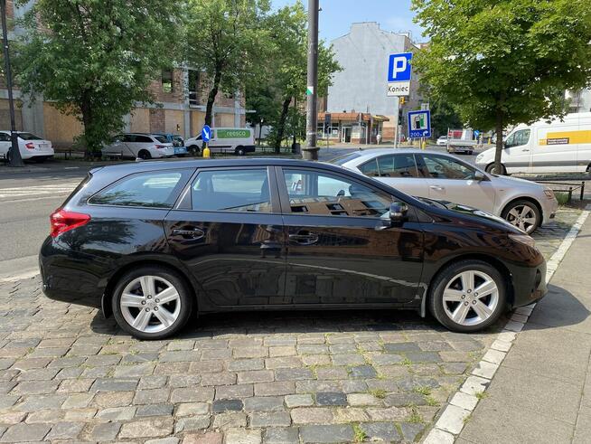 Toyota Auris II Kombi 1.6 (132 KM) benz+LPG, Salon Polska, Bez