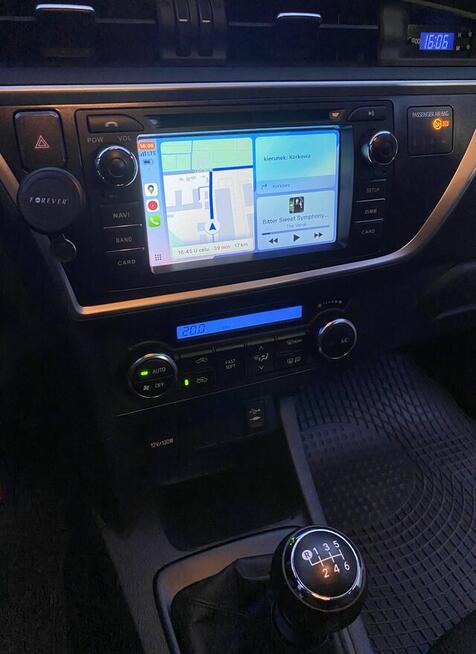 Toyota Auris II Kombi 1.6 (132 KM) benz+LPG, Salon Polska, Bez