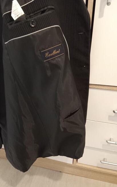 Sprzedam Garnitur Czarny Z Niebieską Nitka Trzyczęściowy Exe