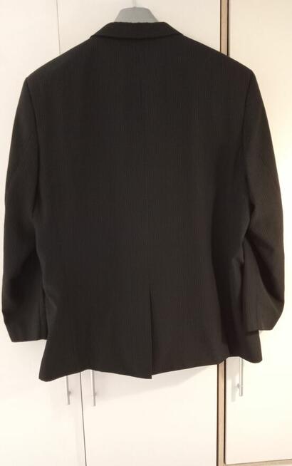 Sprzedam Garnitur Czarny Z Niebieską Nitka Trzyczęściowy Exe