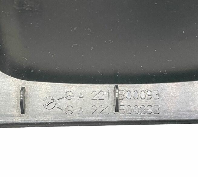Dolna część klapy Mercedes-Benz S W221 A2217500093