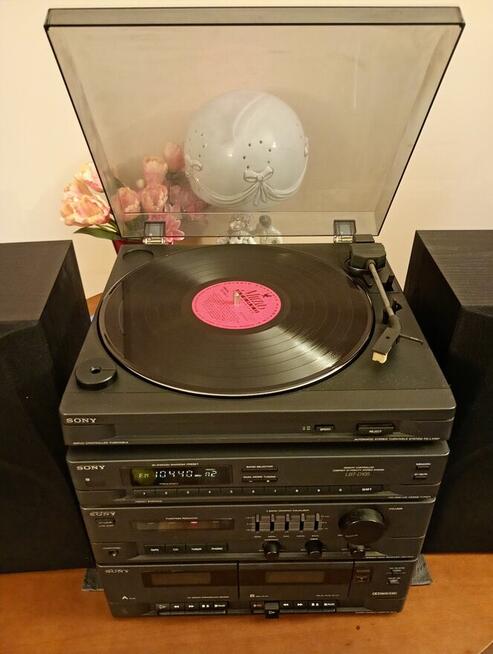 Wieża Sony z Adapterem.