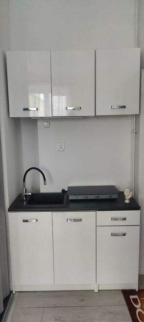 Kawalerka w Żyrardowie w pobliżu stacji kolejowej