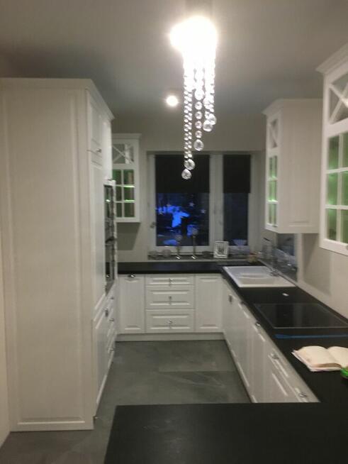 Meble kuchenne i szafy przesuwne na wymiar od projektu do mo