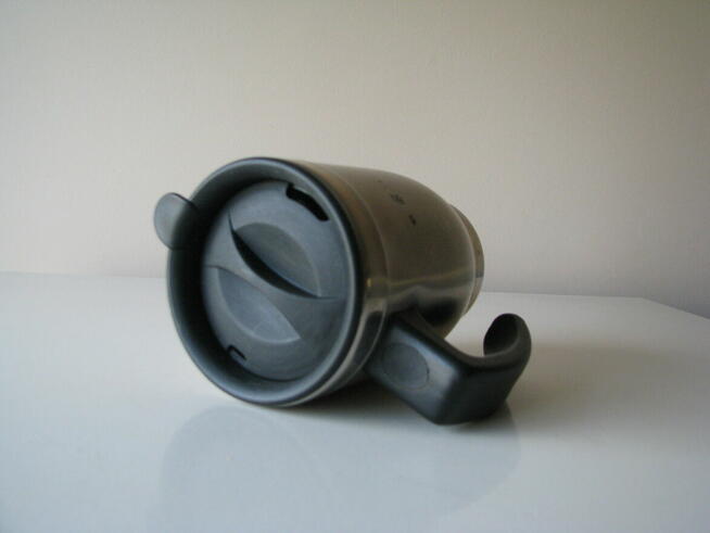 Stalowy kubek termiczny Termite z pokrywką