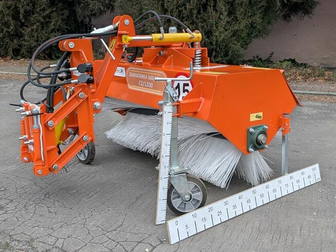 Zamiatarka hydrauliczna, walcowa CZ/1200