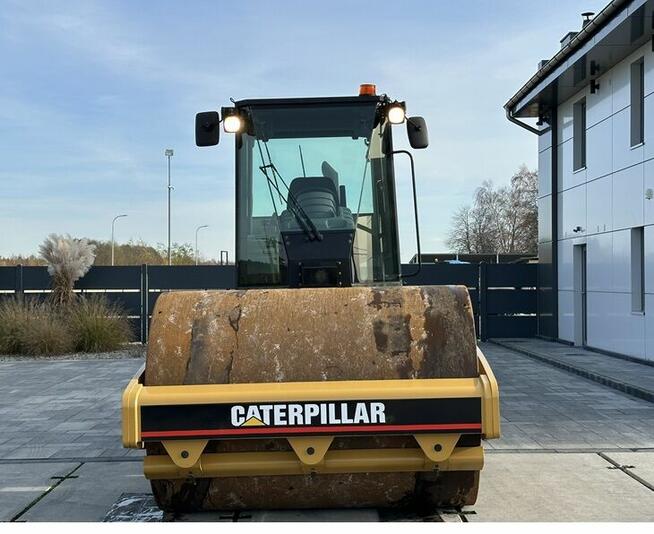 WALEC DROGOWY MARKI CATERPILLAR CS-563E