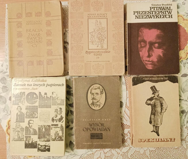 Sprzedam stare książki