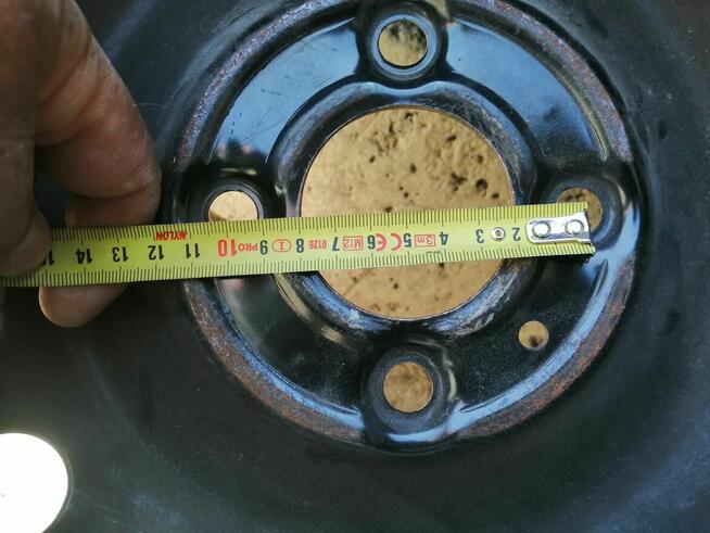 Opona całoroczna 185/65 R15 AUSTONE na stalowej feldze 15 ca