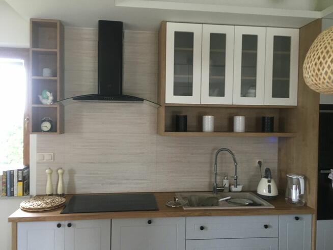 Meble kuchenne i szafy przesuwne na wymiar od projektu do mo