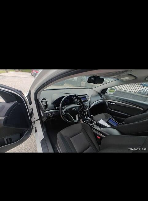 Hyundai i40 kombi 1.6 benzyna garażowany