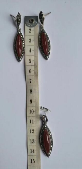 SREBRNE KOLCZYKI I ZAWIESZKA Z KORNEOLEM, NOWE Z METKAMI.