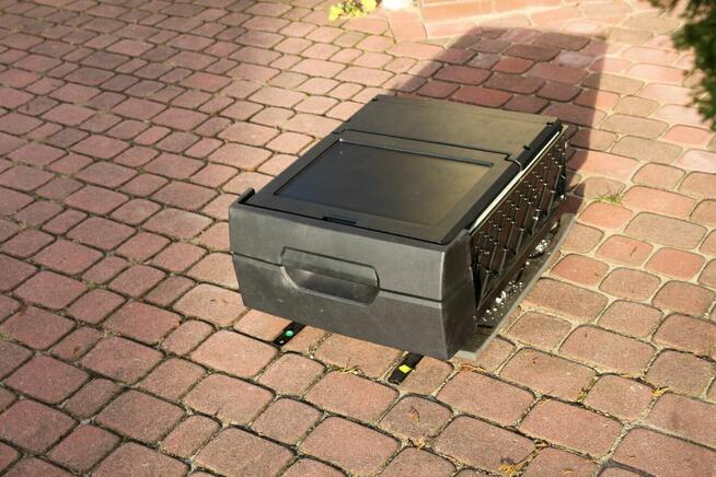 Lodówka Mercedes Actros MP4 Euro 6 waskiej kabiny z tunelem