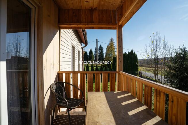 Dom Leńcze gm. Kalwaria Zebrzydowska