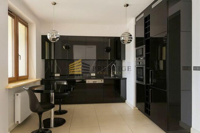 *Apartament w prestiżowej lokalizacji* Patria*