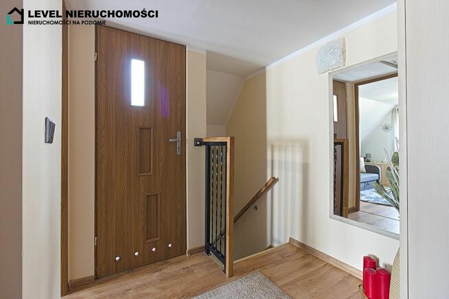 Dom w mieście z dużą działką