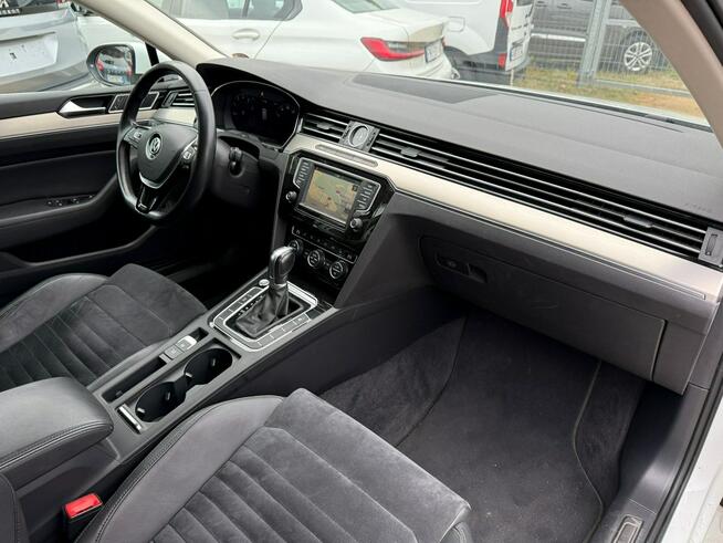 Volkswagen Passat 150KM DSG Navi Kamera Virtual Full Led Niski Przebieg Zarejestrowany!