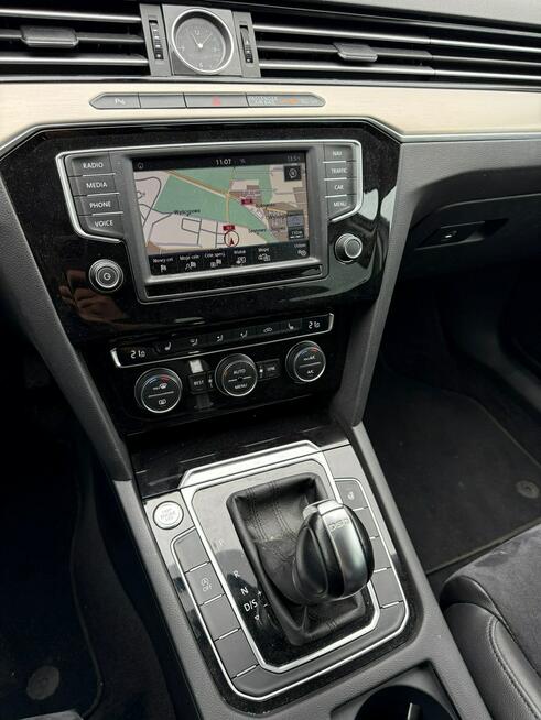 Volkswagen Passat 150KM DSG Navi Kamera Virtual Full Led Niski Przebieg Zarejestrowany!