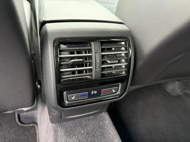 Volkswagen Passat 150KM DSG Navi Kamera Virtual Full Led Niski Przebieg Zarejestrowany!