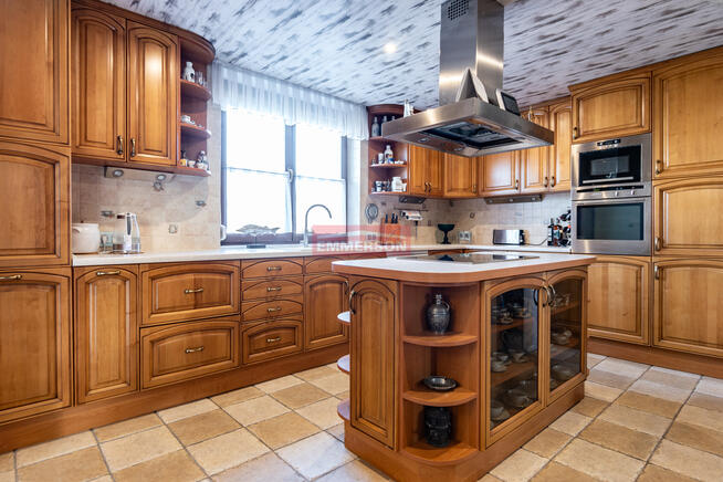 Przestronny dom z potencjałem | Działka 43 ary