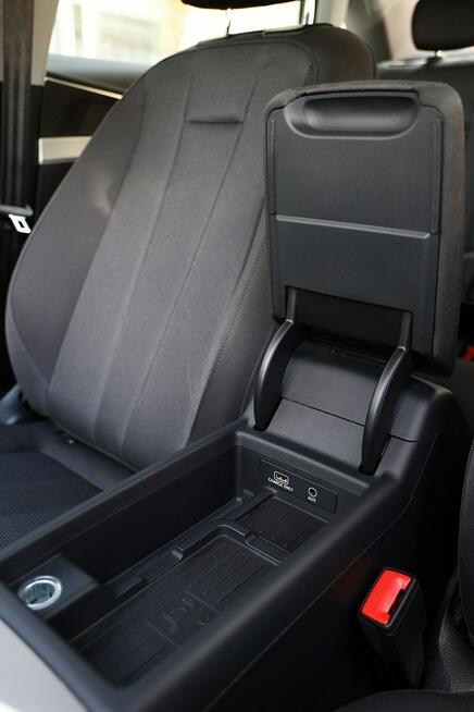 Audi A4 samochód krajowy, Gwarancja, 2 KPL OPON - faktura VAT