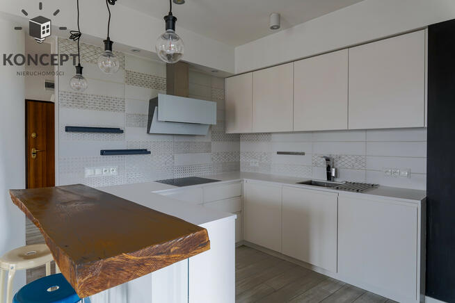 Przestronne 4 pok. mieszkanie | Balkon