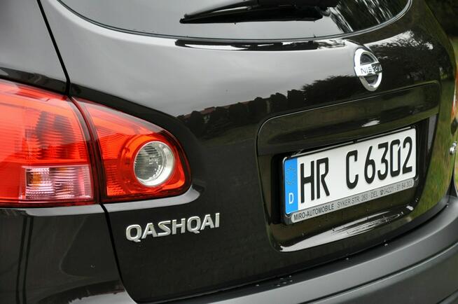 Nissan Qashqai 2.0dCi(150KM)*4x4*Navi*Kamera*Panorama*Skóry*Automat*Reling*Alu18"ASO