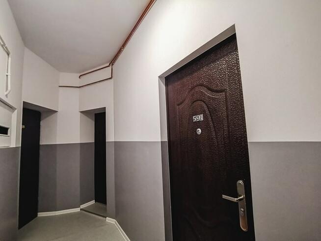 Słoneczne studio z dużymi oknami - Płocka 10